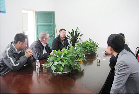 美国某大型化学原料采购商亚洲区总裁来我厂考察